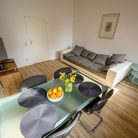 Kleine, Ruhig Gelegene Ferienwohnung In Плауен Екстериор снимка