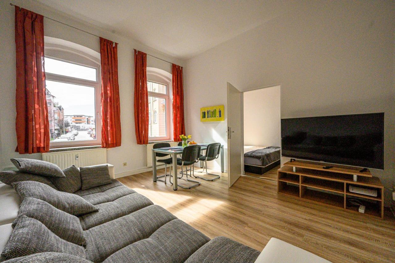Kleine, Ruhig Gelegene Ferienwohnung In Плауен Екстериор снимка